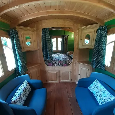 Roulotte Cosy Le Chene Apartment *